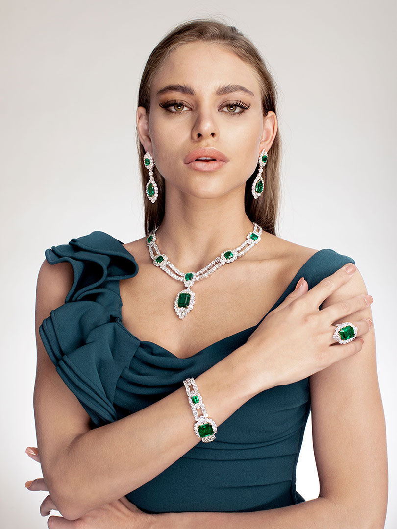 Eniko Kecskes-BEAUTY QUEENS