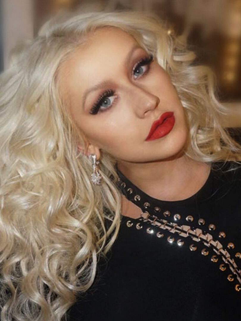 Christina Aguilera-CELEBRITY SPARKLE