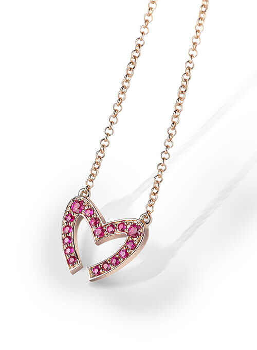 CELEBRATE THE MOMENTS WITH MOUAWAD LOVE M