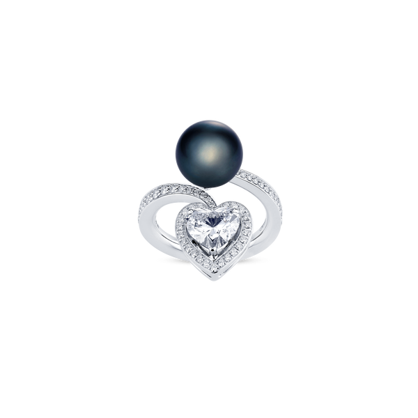 Venus Diamond Heart Pav&eacute; Ring