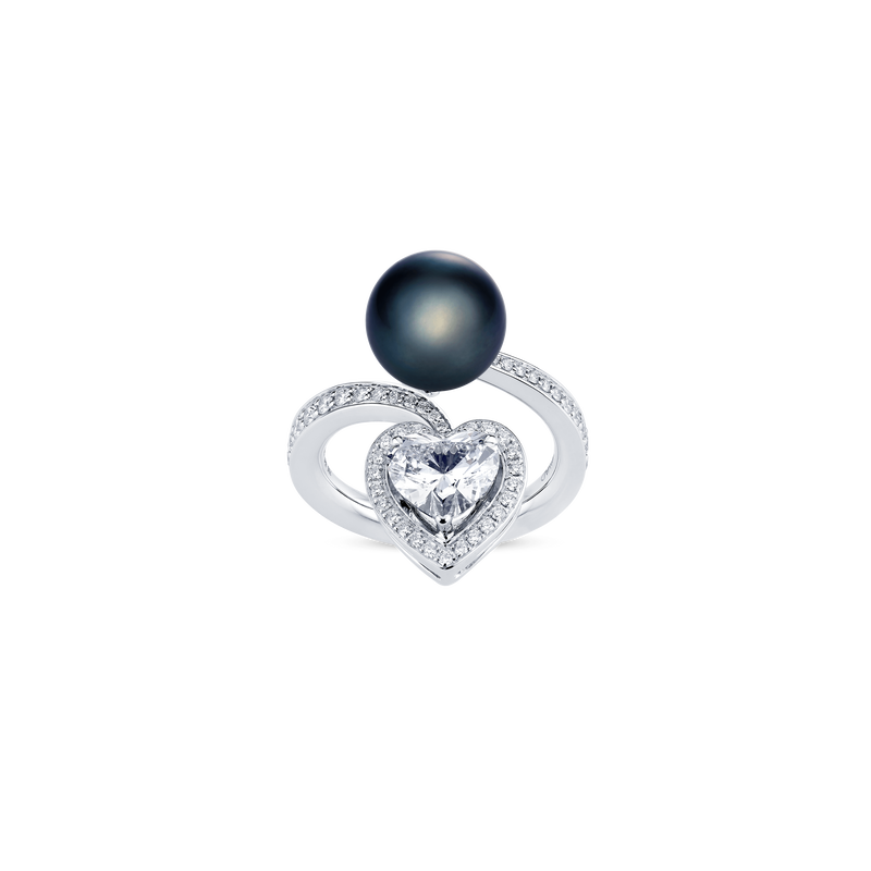 Venus Diamond Heart Pav&eacute; Ring