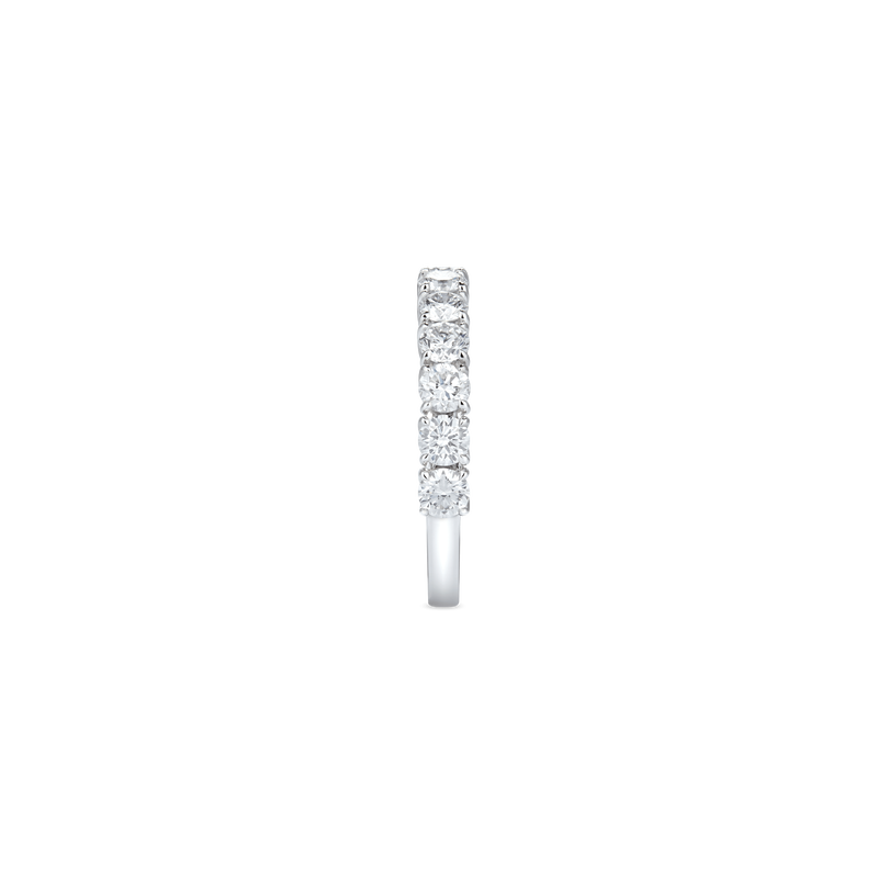 Diamond Essentials 半永恆樂隊