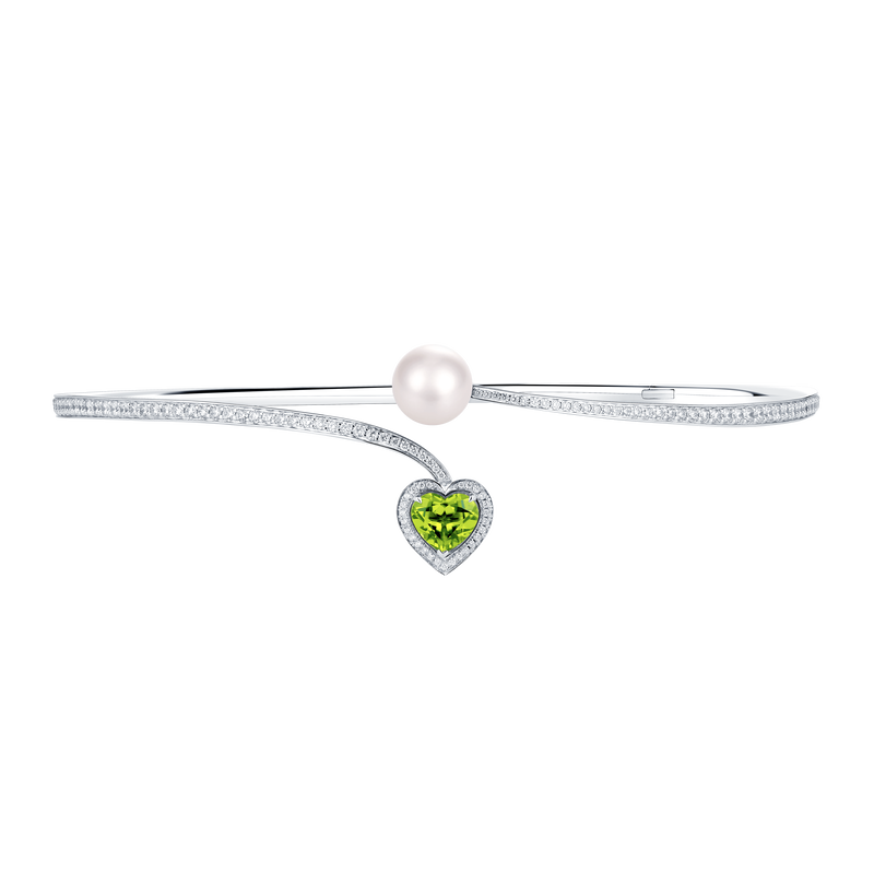Venus Peridot and Diamond Pav&eacute; Necklace