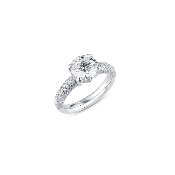 M CLASSIQUE ICONIC DIAMOND ENGAGEMENT RING