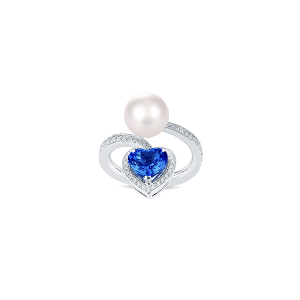 Venus Tanzanite and Diamond Pav&eacute; Ring
