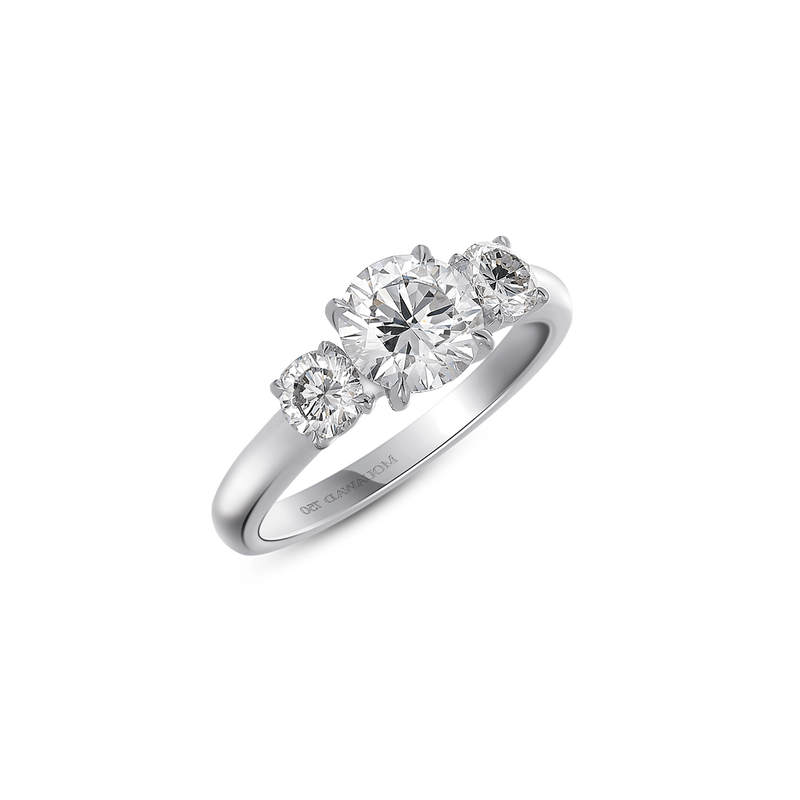 M CLASSIQUE TRIO DIAMOND ENGAGEMENT RING