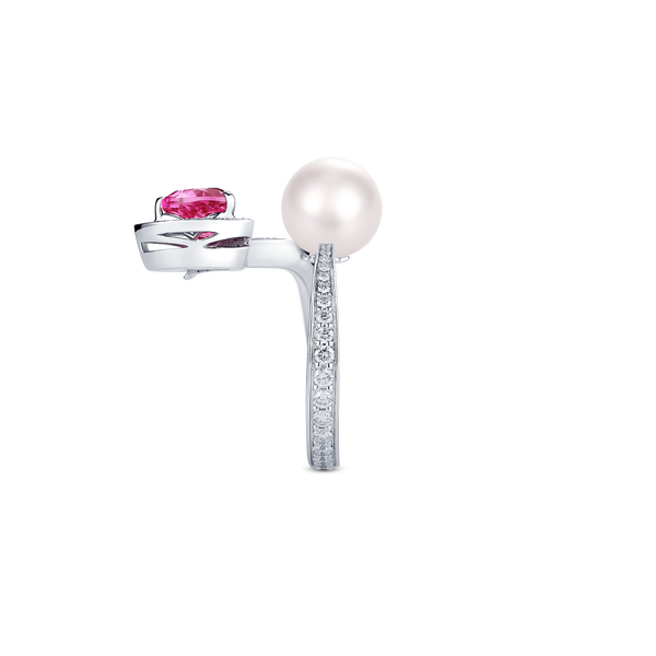 Venus Rubellite and Diamond Pav&eacute; Ring