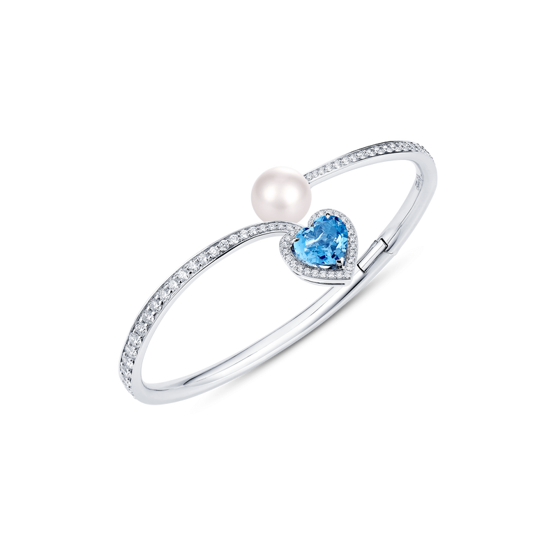 Venus Aquamarine and Diamond Pav&eacute; Bangle